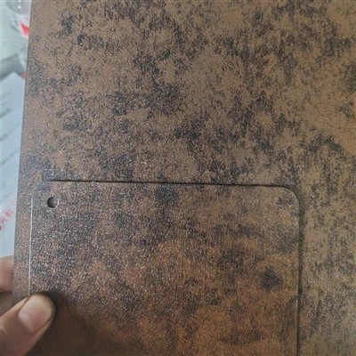 Czy płyty elewacyjne z aluminium i marmuru są łatwe do pomalowania, jeśli zajdzie taka potrzeba?